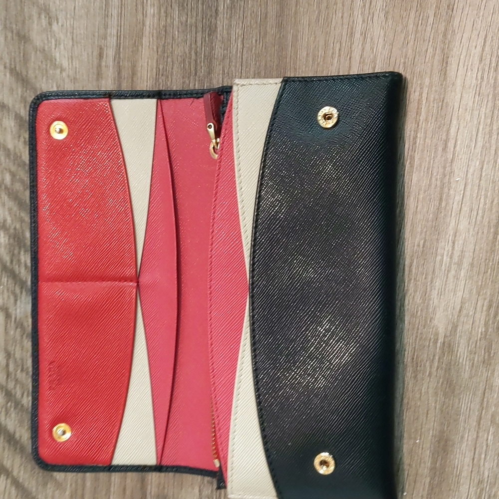 Prada wallet - Picture 2 of 16